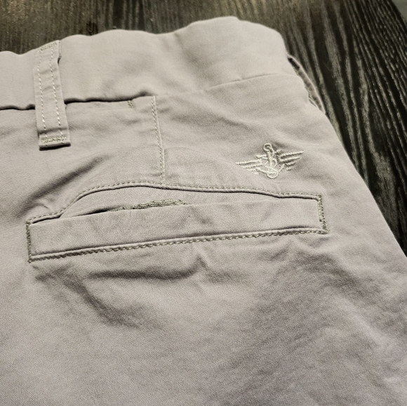 Dockers Khaki Shorts - Picture 5 of 8